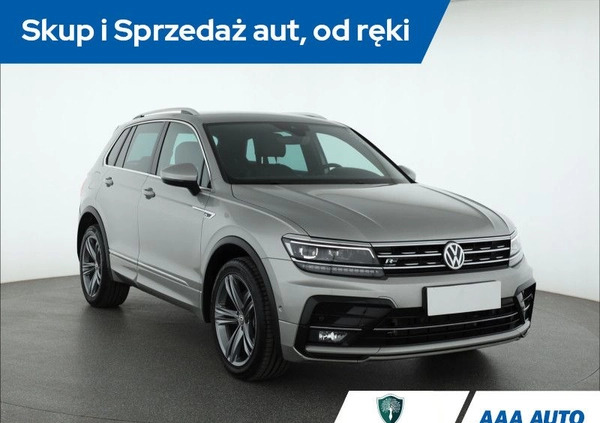 Volkswagen Tiguan cena 130000 przebieg: 59446, rok produkcji 2017 z Gozdnica małe 352